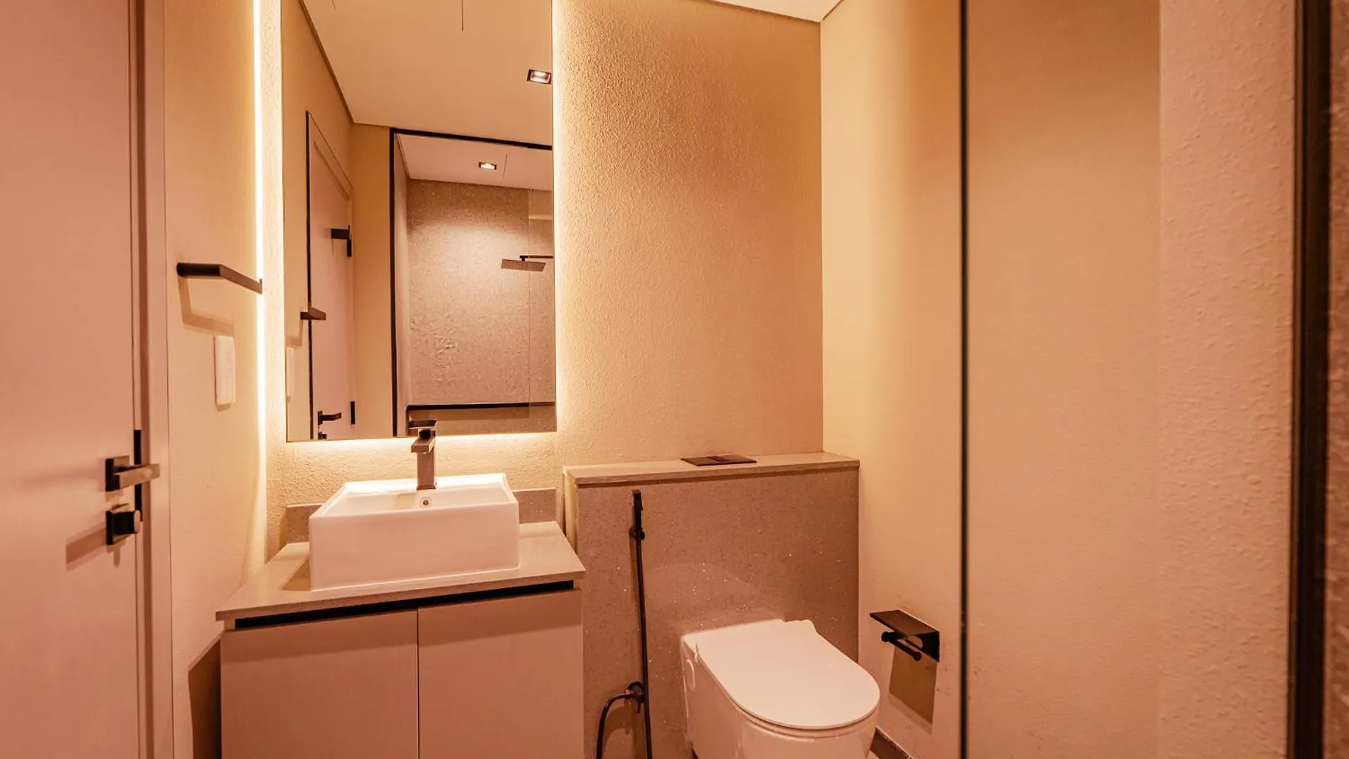 Voyage Studio In Mag City Dubai