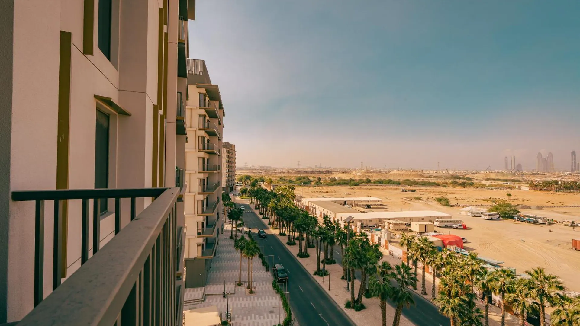 Voyage Studio In Mag City Dubaj